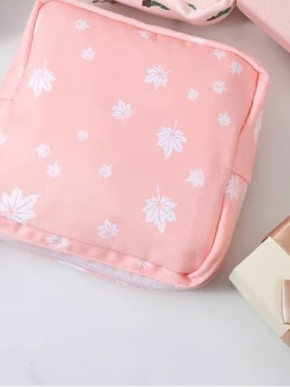 Pink Floral Leaf Compact Bag - Fashionable portable menstrual pad pouch